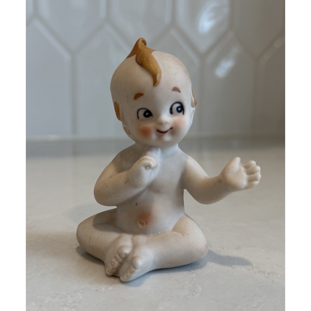 Vintage Kewpie Doll Baby Figurine‎ Made In Japan Hand On Chin Waving